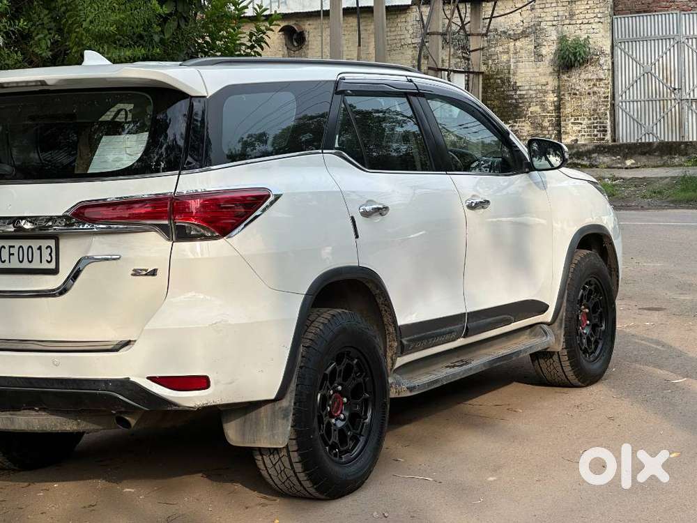 Toyota Fortuner Sigma4 At, 2017