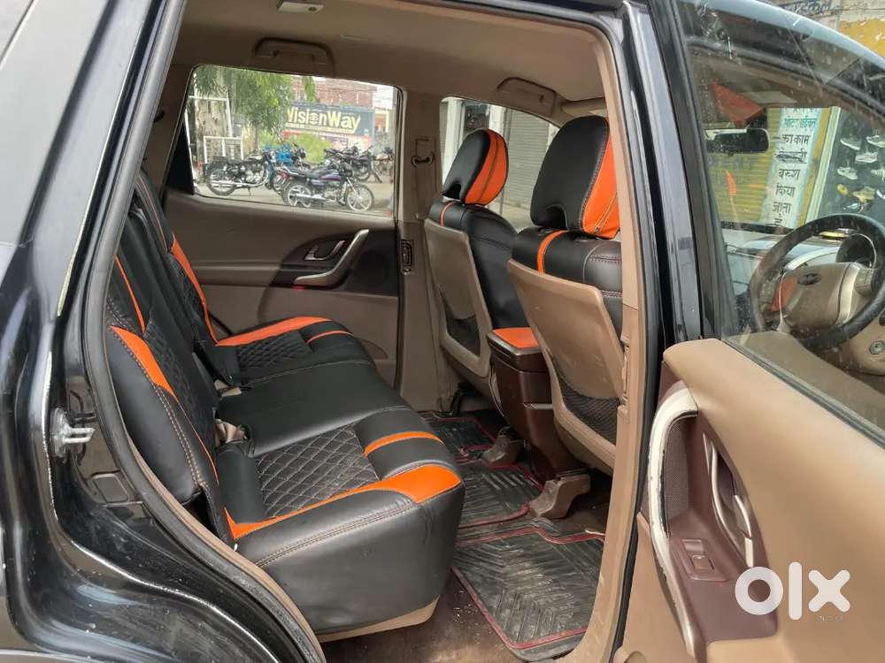 Mahindra Xuv500 2013
