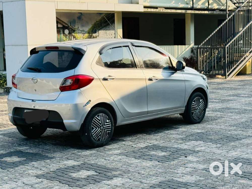 Tata Tiago 1.2 Revotron Xz, 2017, Petrol