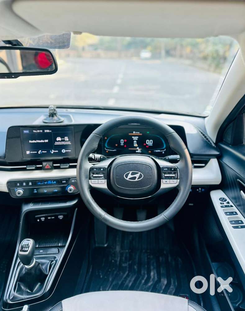 Hyundai Verna Crdi Vgt Sx 1.5, 2023, Petrol