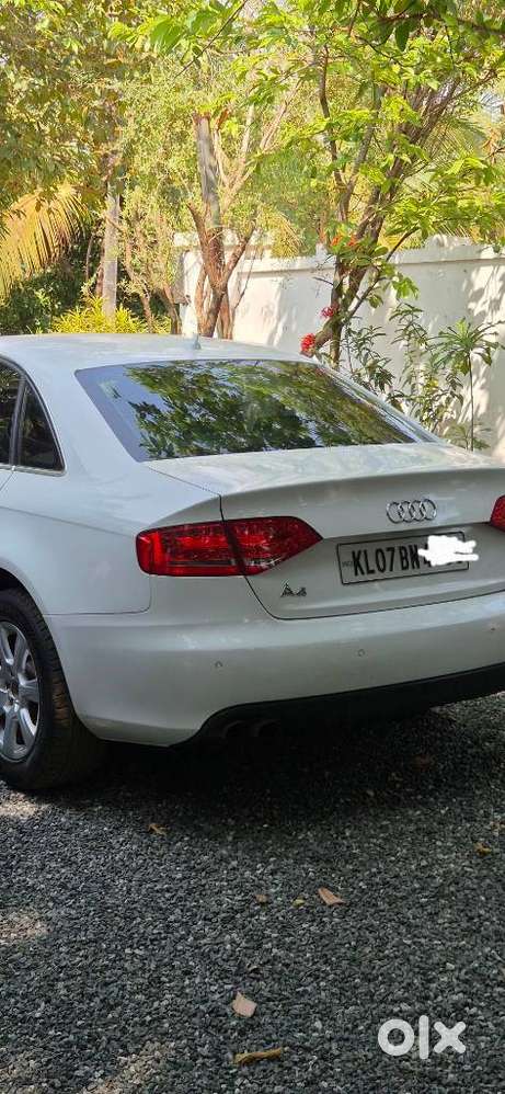 Audi A4 2.0 Premium Plus 40 Tfsi, 2010, Petrol