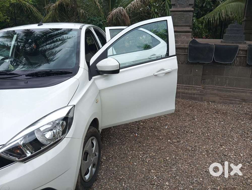 Tata Tiago Petrol 2018
