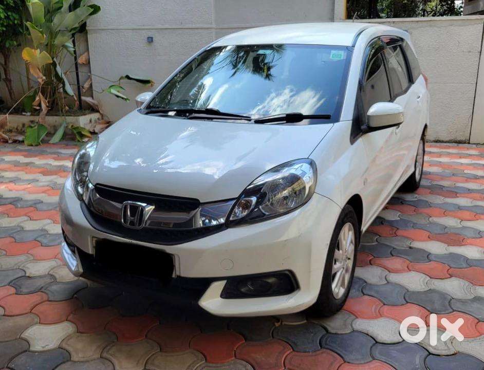 Honda Mobilio 2015 Petrol Well Maintained