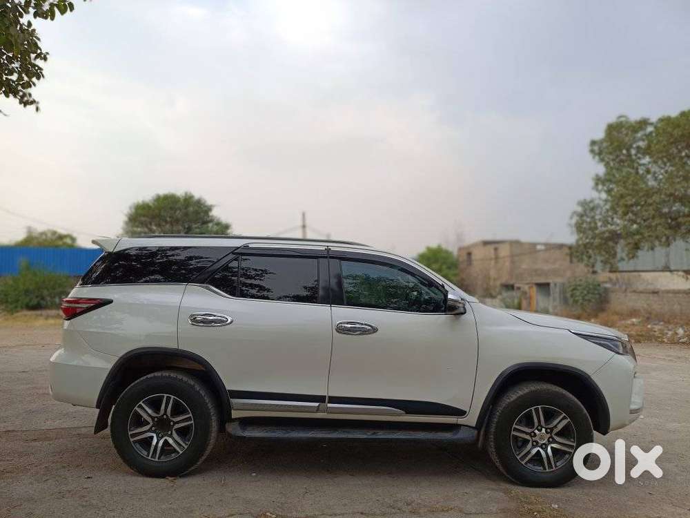 Toyota Fortuner 4x2 At 2.8 Diesel, 2021, Diesel