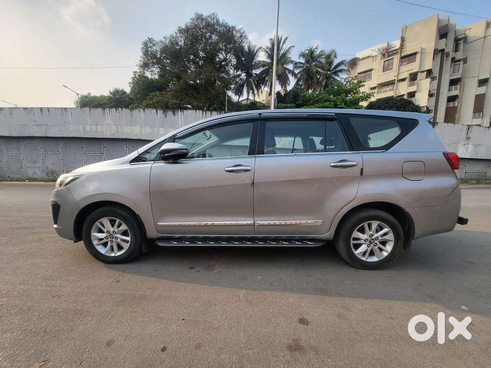 Toyota Innova Crysta 2.4 G Mt 8s, 2017, Diesel