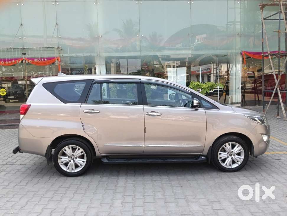 Toyota Innova Crysta Zx 2.4 Diesel 7 Seater, 2016, Diesel
