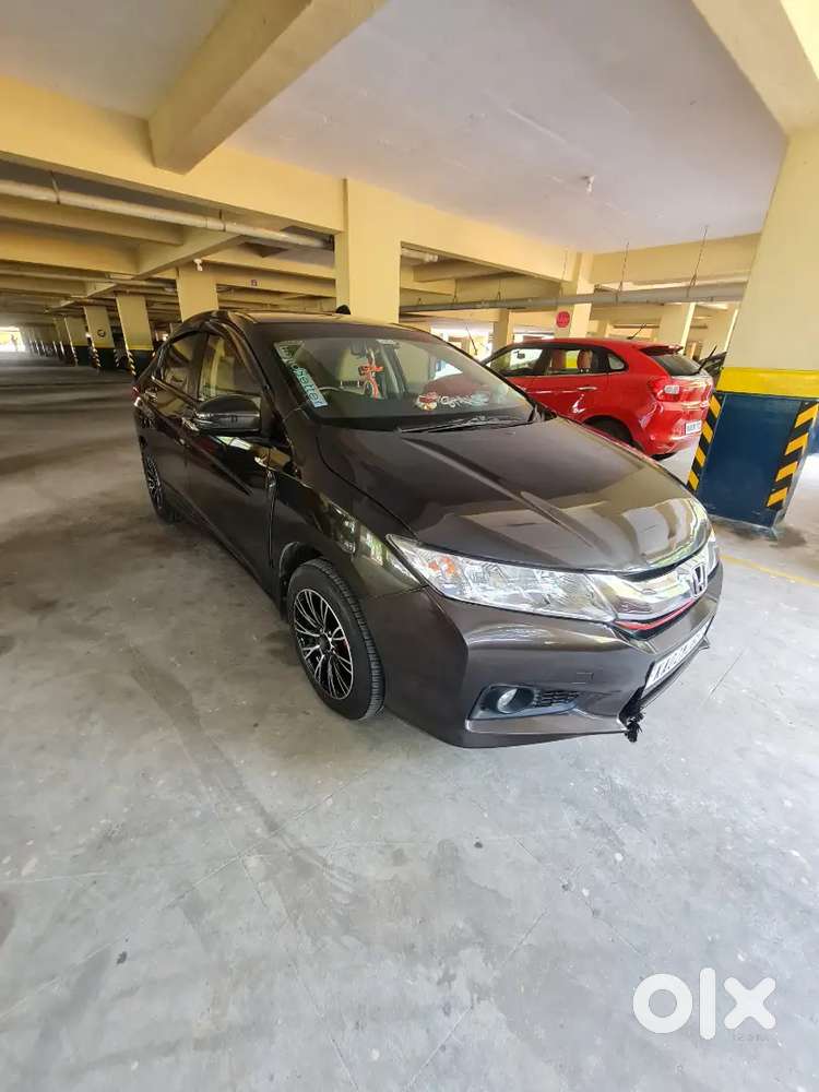 Honda City Automatic With Sunroof