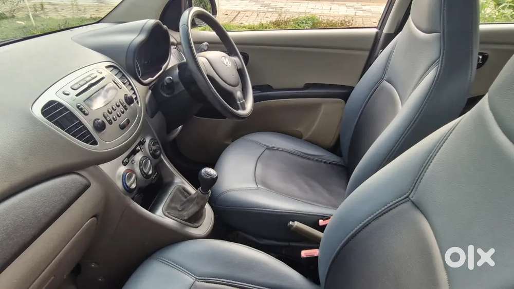Hyundai I10 Sportz 2011 Petrol