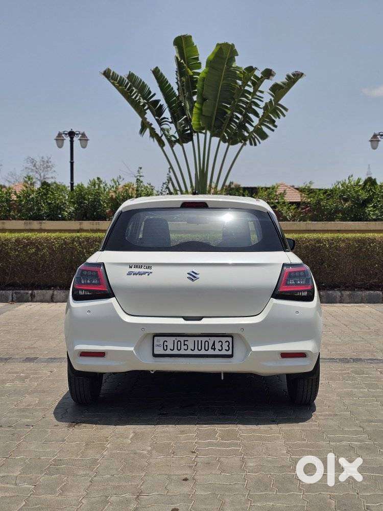 Maruti Suzuki Swift Vxi Abs Bsiv, 2025, Petrol