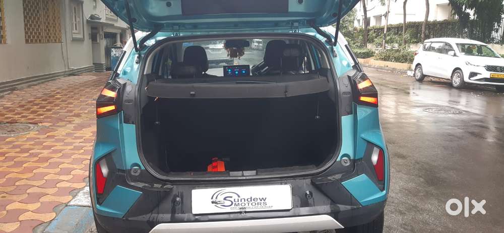 Tata Nexon Creative Plus 1.2 Revotron Petrol 6 Amt Dt, 2024, Petrol