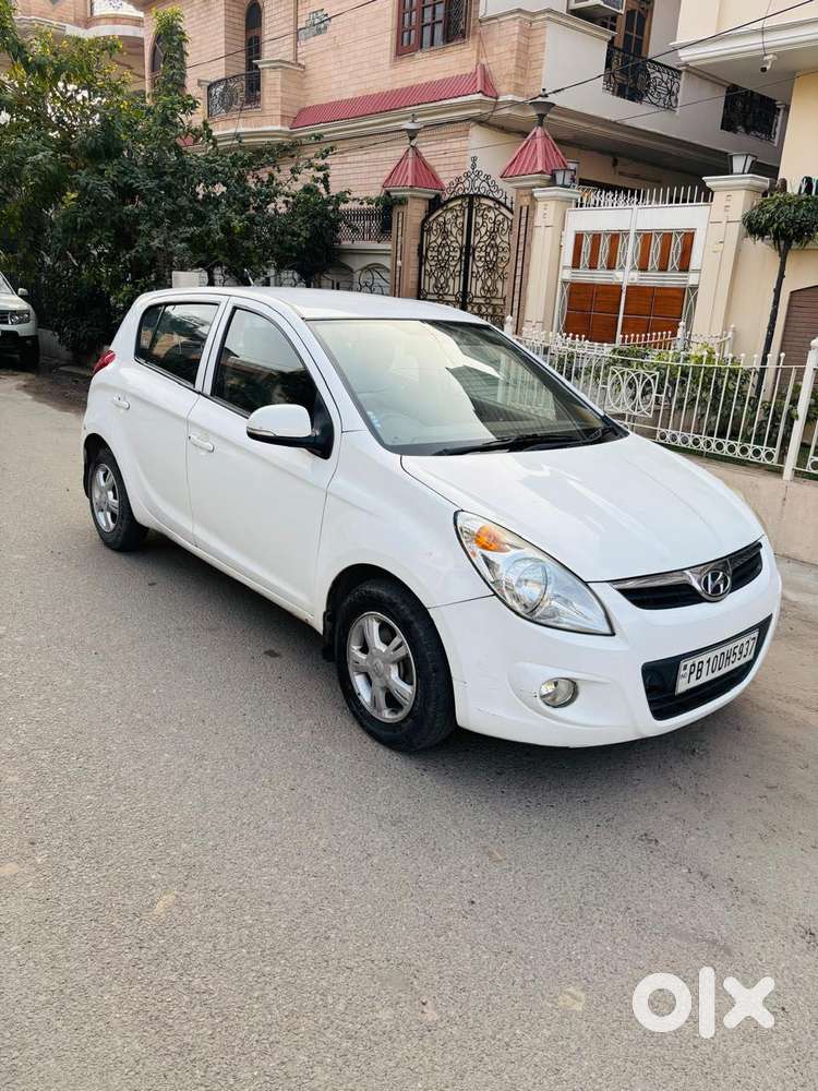 Hyundai I20 2009-2011 Asta, 2011, Diesel