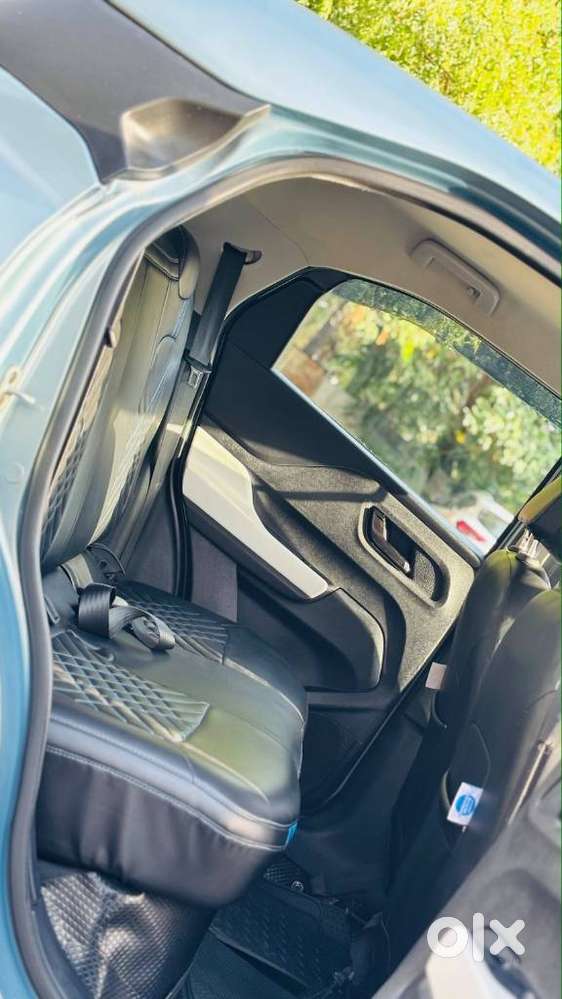 Tata Punch 1.2 Revotron Accomplished Camo Amt, 2022, Petrol