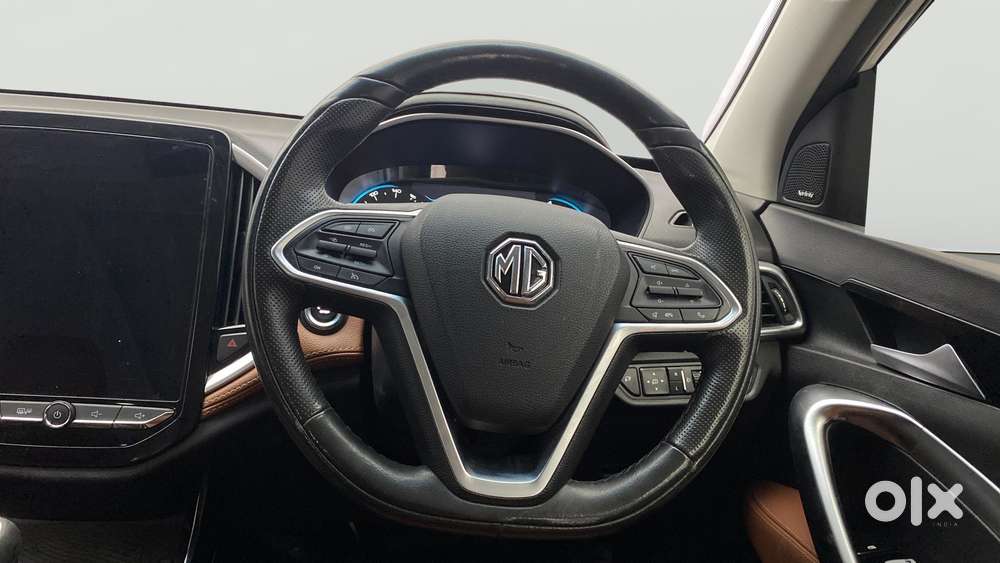 Mg Hector Plus 1.5 Hybrid Sharp Turbo 6 Str, 2022, Petrol