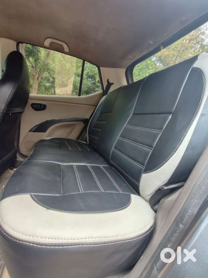 Hyundai I10 Sportz, 2012, Petrol