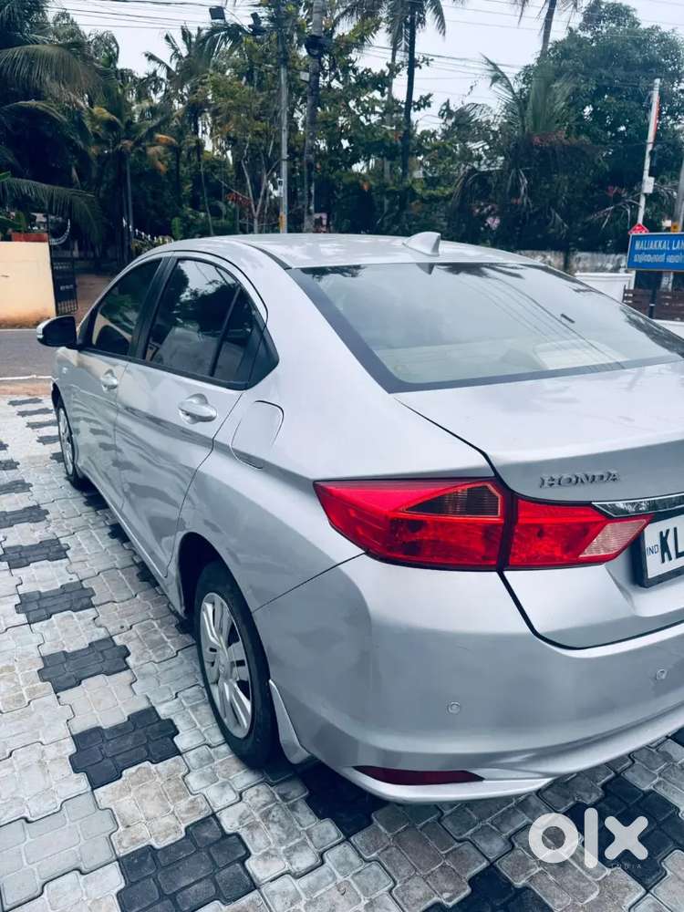 Honda City Petrol 2016 June