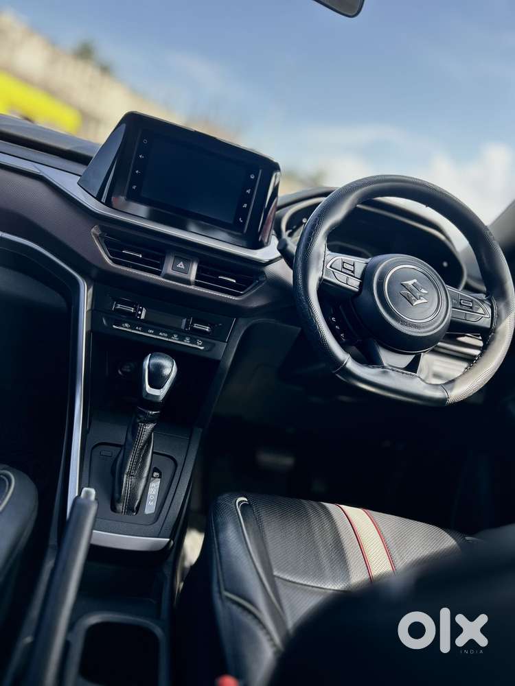 Maruti Suzuki Vitara Brezza 1.5 Zxi At, 2023, Petrol