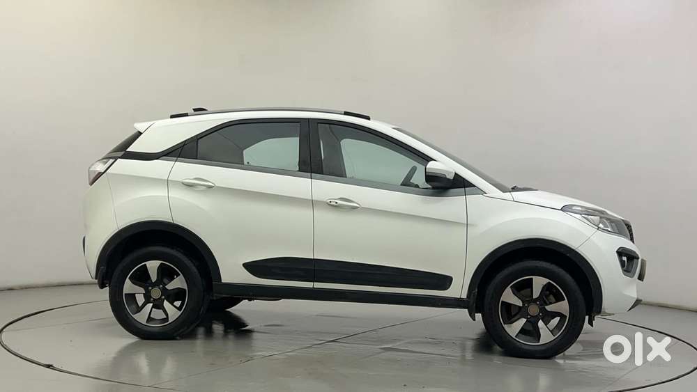 Tata Nexon 1.2 Revotron Xz Plus, 2018, Petrol