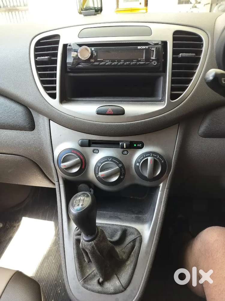 Hyundai I10 Era 2011  28,000 Km  1st Owner  Excellent Condition