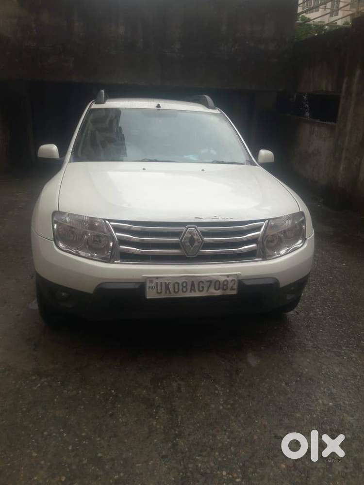 2014 Duster Petrol, Singlehand Driven  In Very Good Condition For Sale