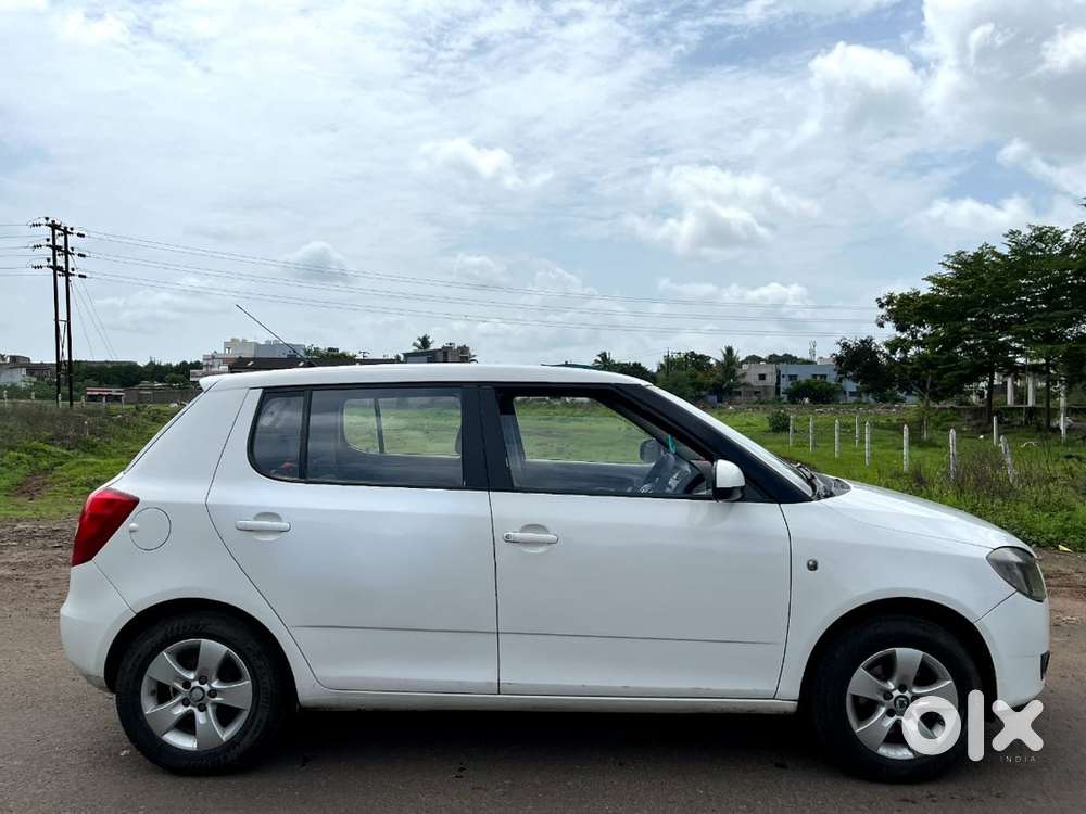 Skoda Fabia Petrol Manual 2009 All Power Windo,power Steering,with Cng