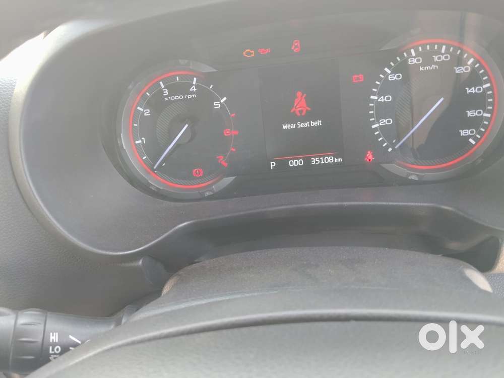 Mahindra Thar Lx 4-str Hard Top At, 2021, Petrol