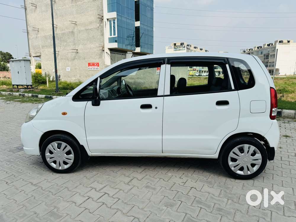 Maruti Suzuki Zen Estilo Lxi Bs Iv, 2011, Petrol
