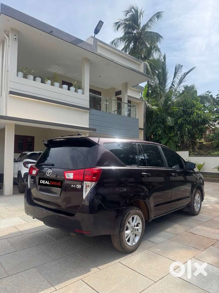 Toyota Innova Crysta 2017 Year Diesel Manual