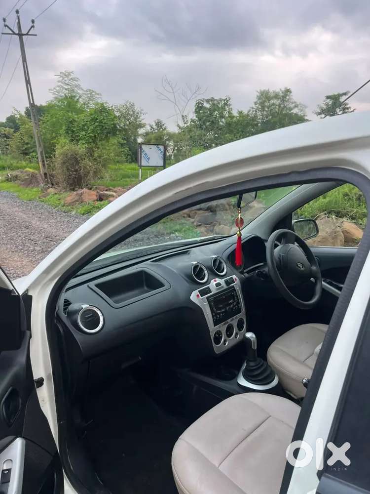 Ford Figo 2012 Petrol Zxi