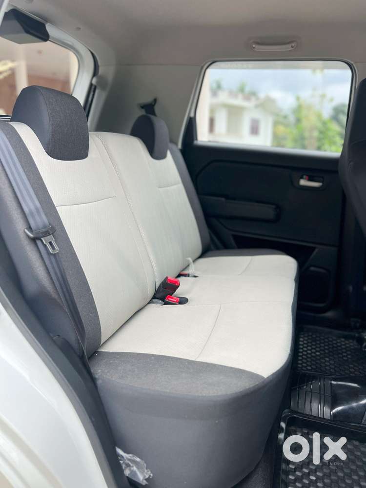 Maruti Suzuki Wagon R Zxi Automatic, 2024, Petrol