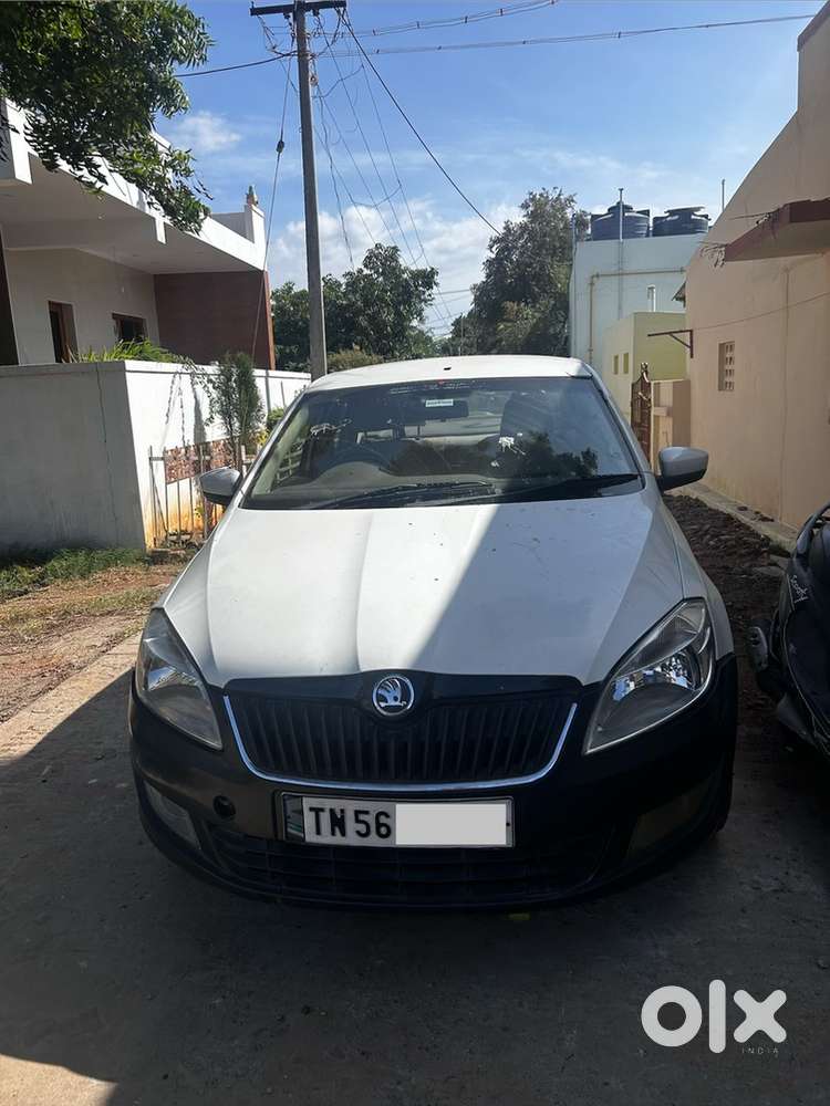 Skoda Rapid 1.6 Petrol 2014