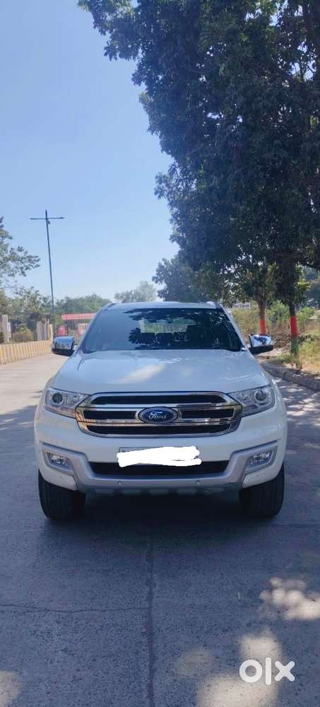 Ford Endeavour 3.2 Titanium At 4x4, 2017, Diesel