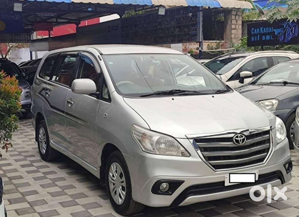 Toyota Innova 2.5 Gx 8 Str Bs-iii, 2015, Diesel