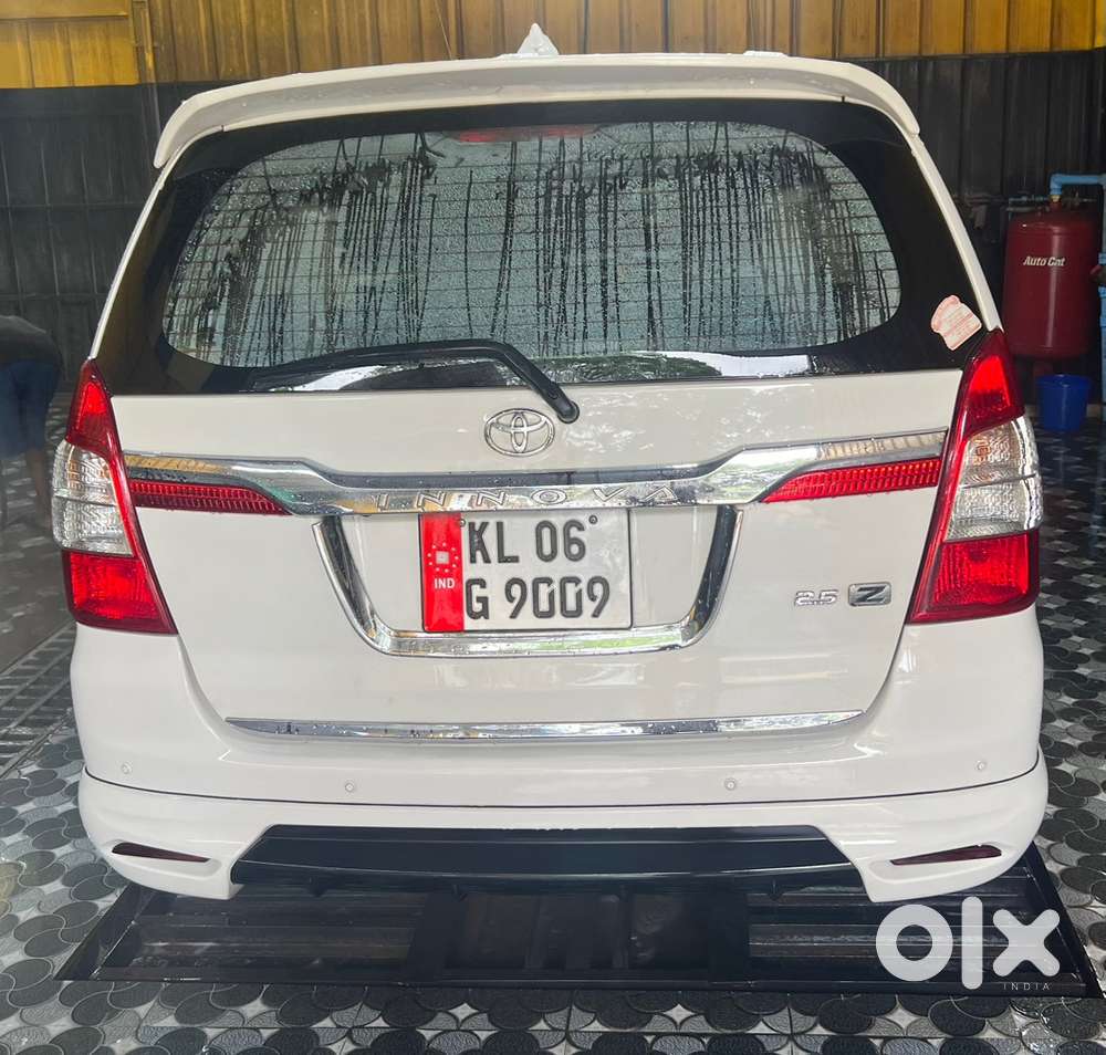 Toyota Innova Diesel 2014