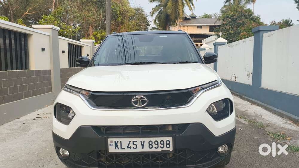 Tata Punch 1.2 Revotron Accomplished Camo Amt, 2022, Petrol