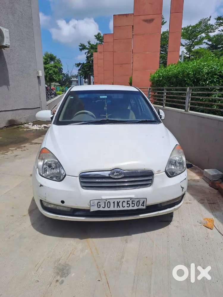 Hyundai Verna 2010