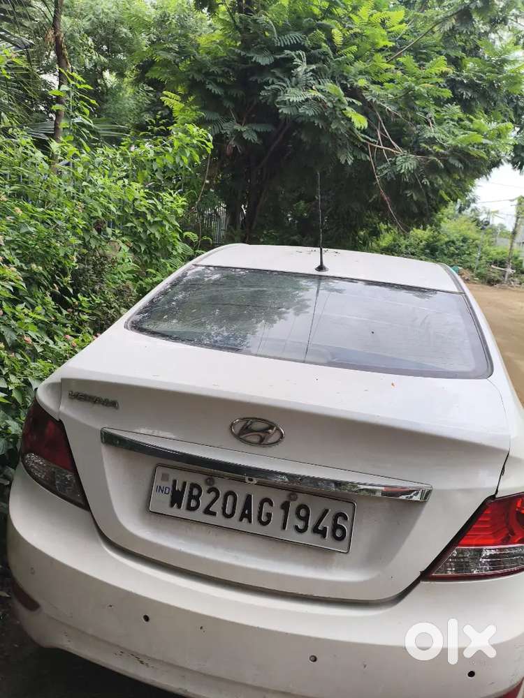Hyundai Fluidic Verna 2014