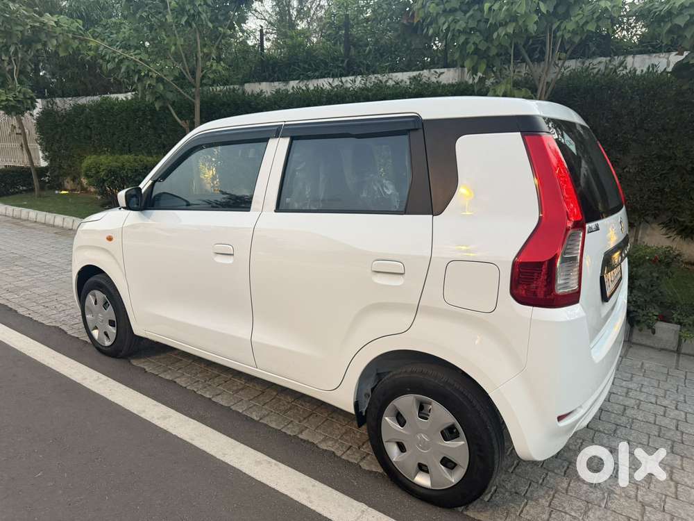 Maruti Suzuki Wagon R Vxi 1.0 Cng, 2026, Cng & Hybrids