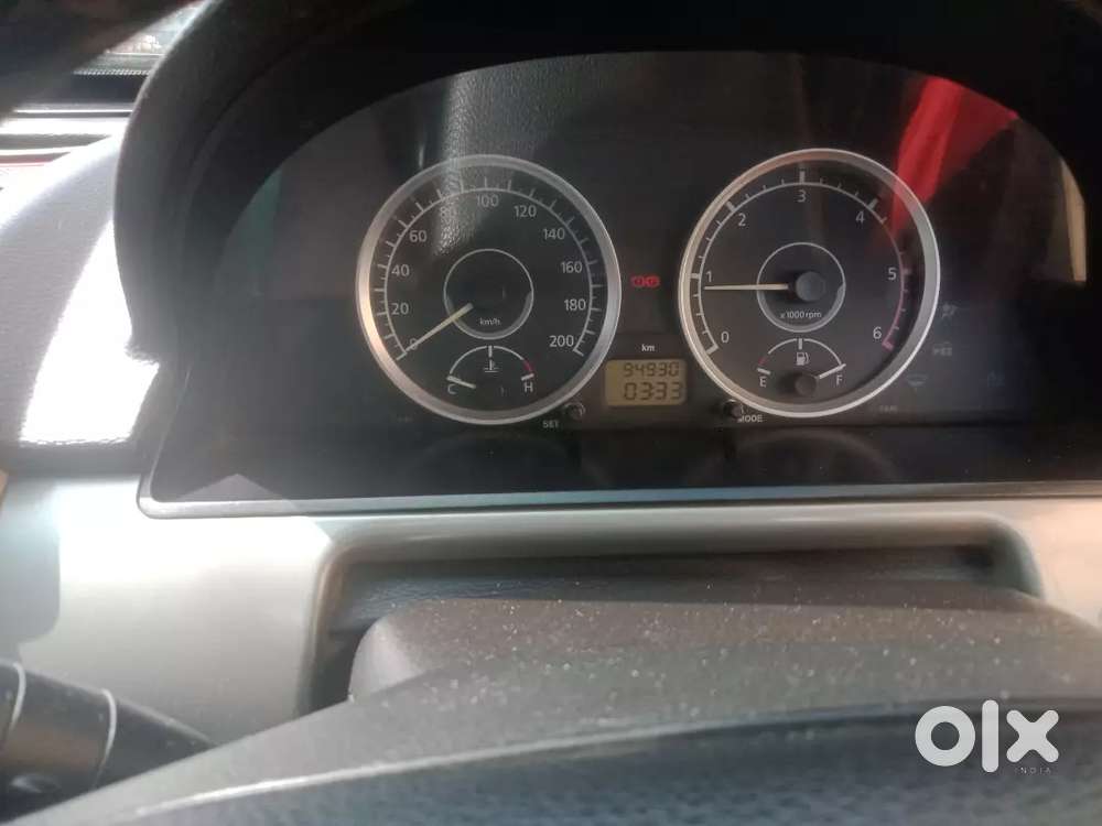 Tata Safari Storme 2013