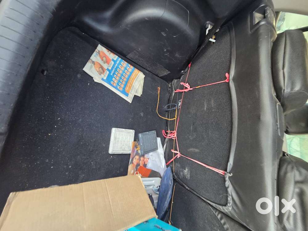 +7 Hyundai Venue Price - Images, Colours & Reviews - Carwalethe Hyu