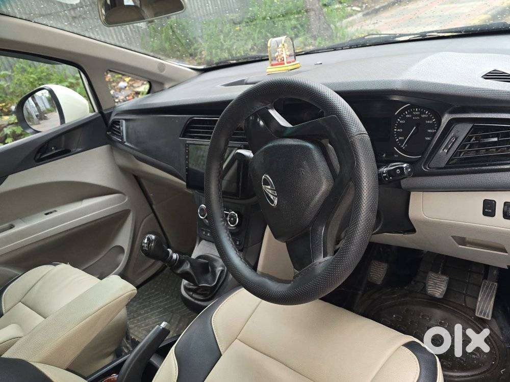 Mahindra Marazzo M2 8str, 2023, Diesel