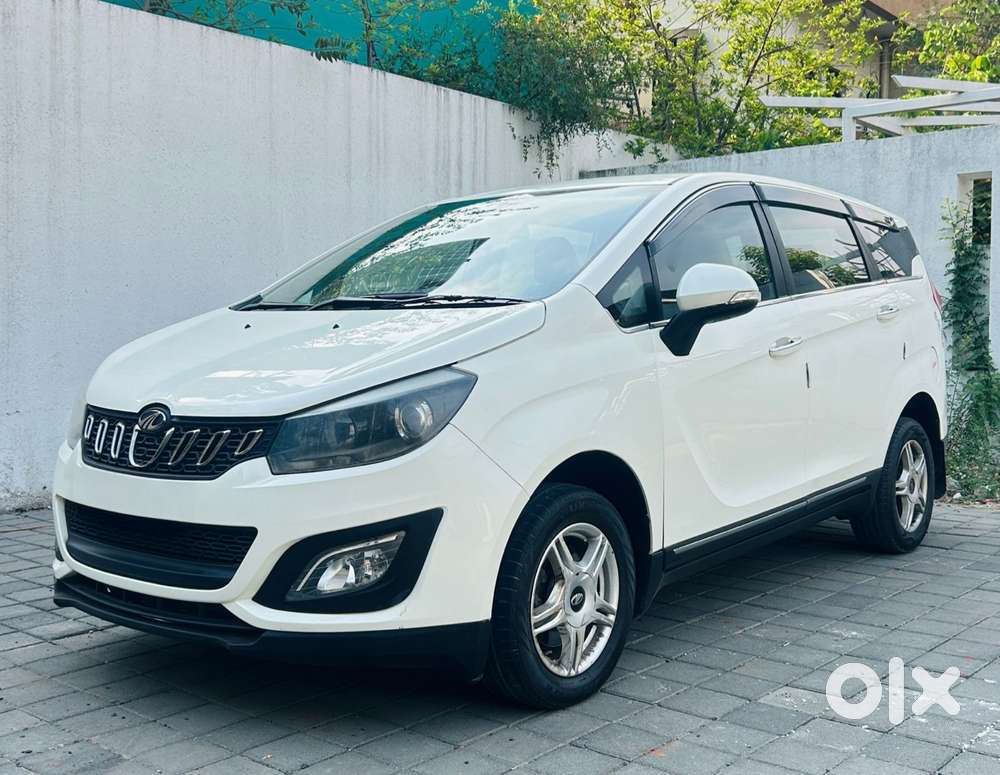 Mahindra Marazzo M6 8str, 2019, Diesel