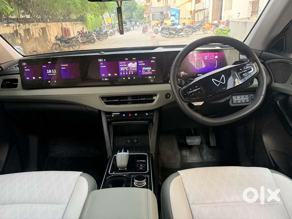 Mahindra Xev9s Others, 2026, Electric