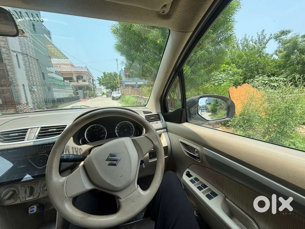 Maruti Suzuki Ertiga 2015