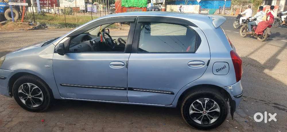 Toyota Etios Liva 2011