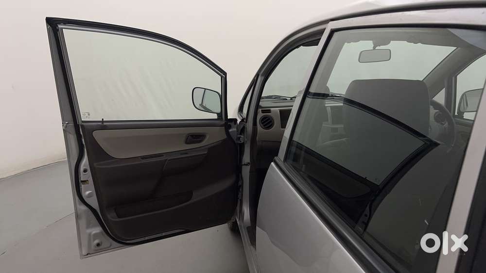 Maruti Suzuki Estilo Lxi Bs-iv, 2013, Petrol