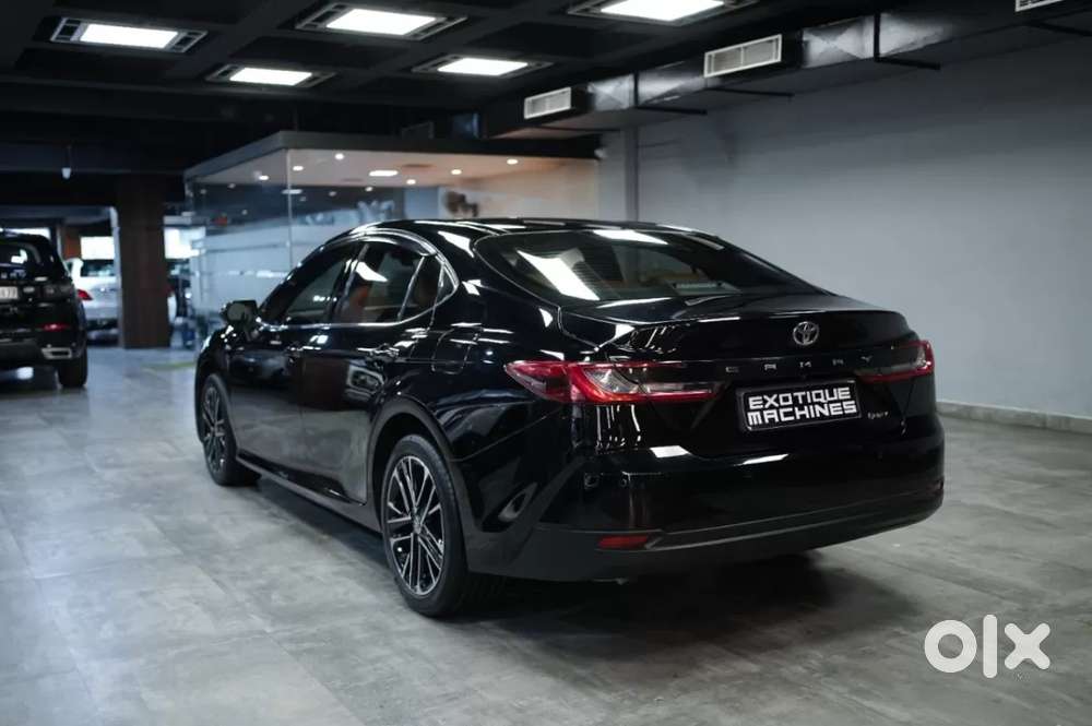 Toyota Camry, 2025, Petrol