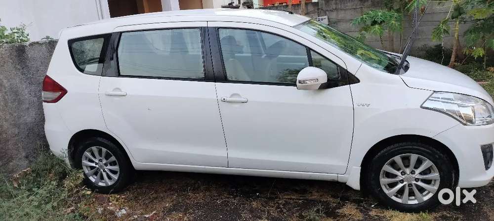 Maruti Suzuki Ertiga Zxi 2013 Petrol Car