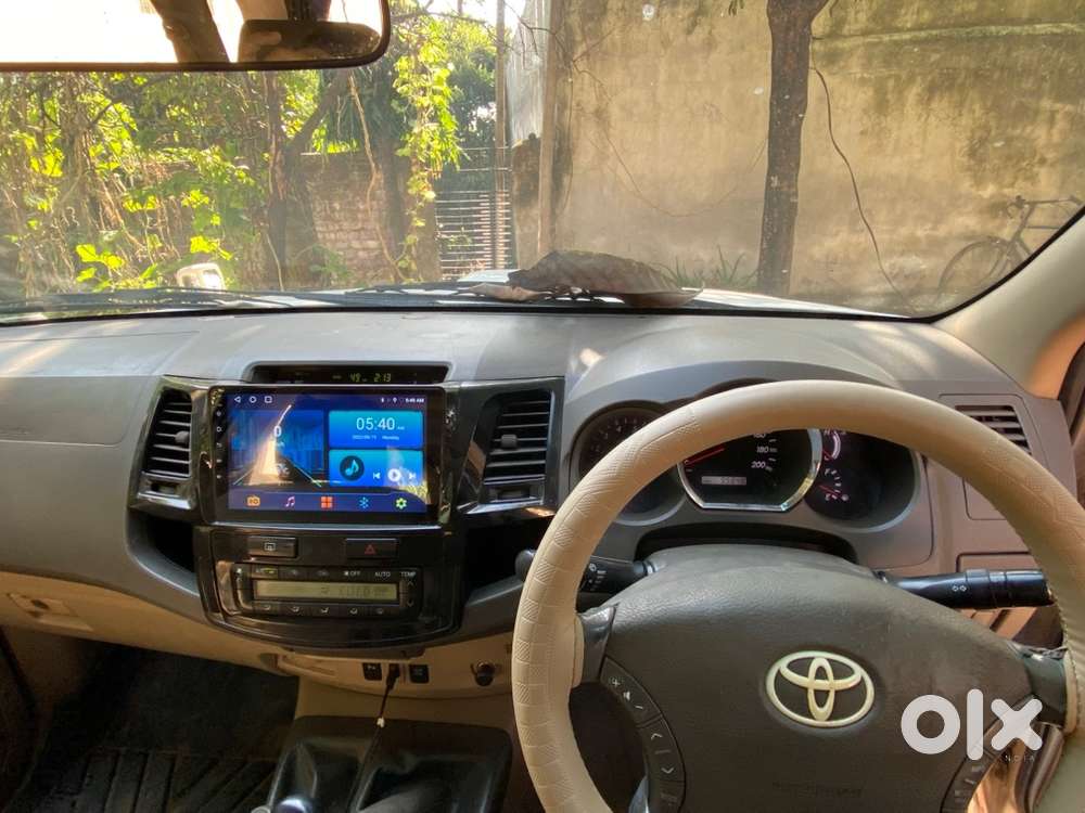 Toyota Fortuner 4x4 Diesel Manual 3ltr