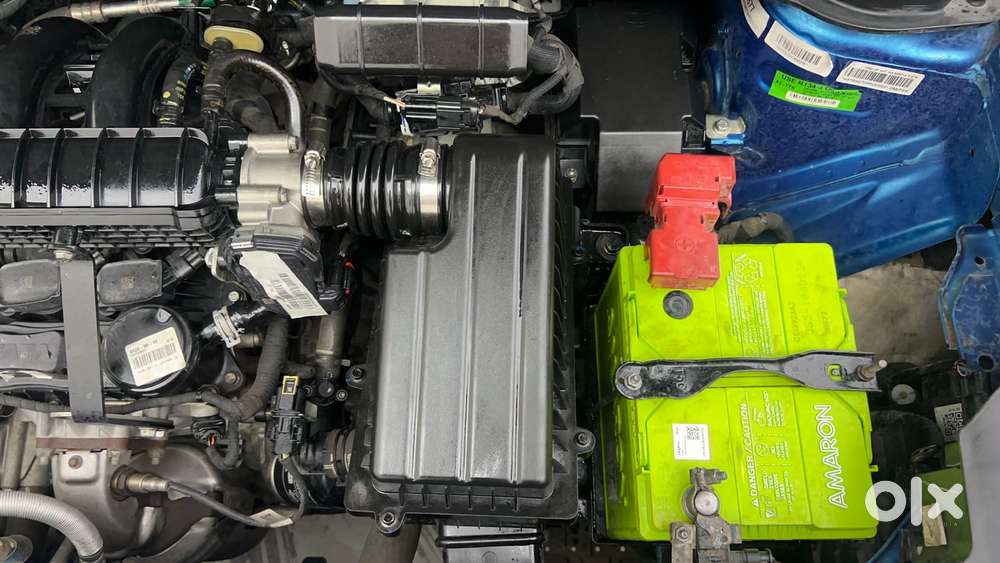 Tata Punch 1.2 Revotron Creative Amt Dual Tone, 2023, Petrol