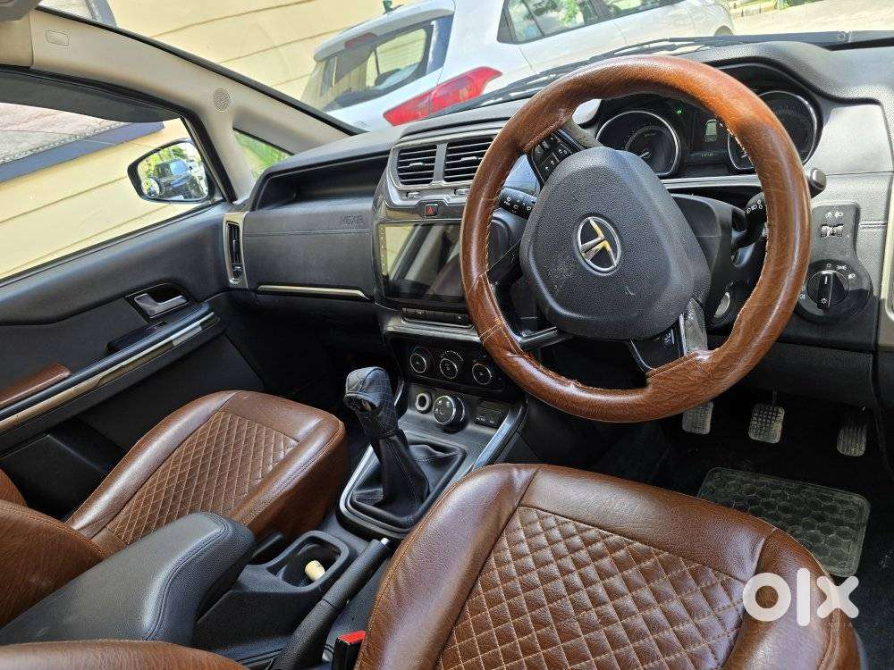 Tata Hexa Xm, 2018, Diesel